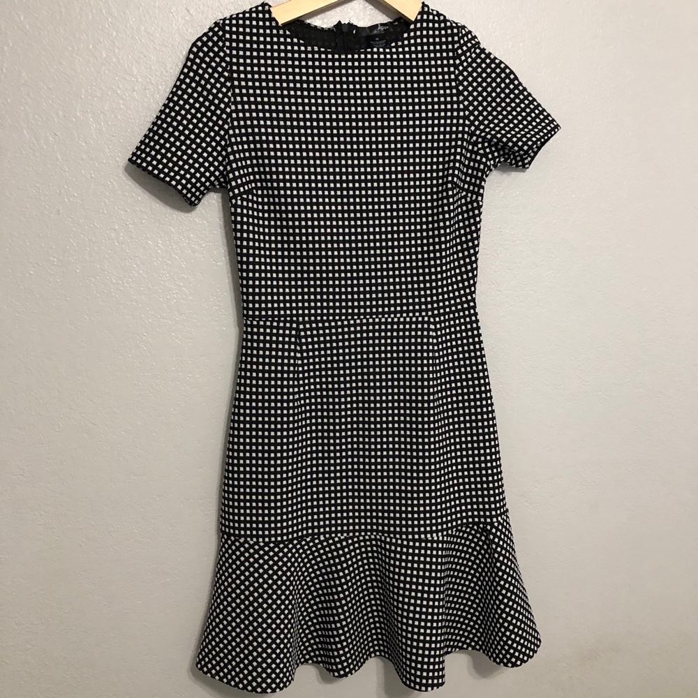 AQUA Brand Bloomingdales black and white dress